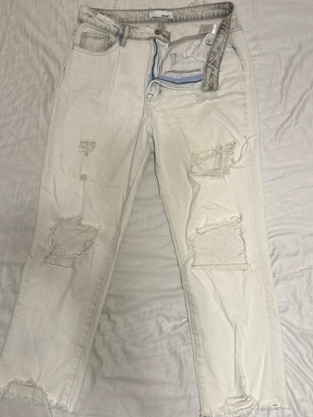 VERVET BY FLYING MONKEY Light Cream Distressed Straight Leg Jeans